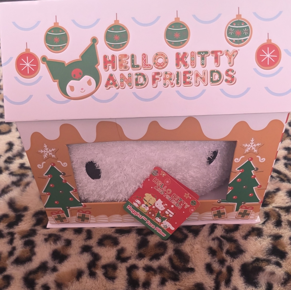 Hello Kitty Pillow Inside Of Gingerbread House, US exclusive (Read Details)